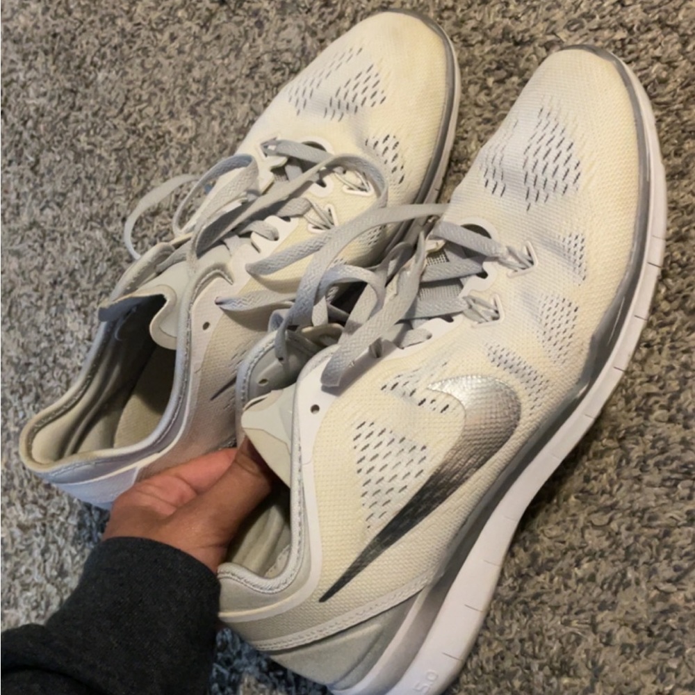 Nike 5.0 running shoes. Size 7.5